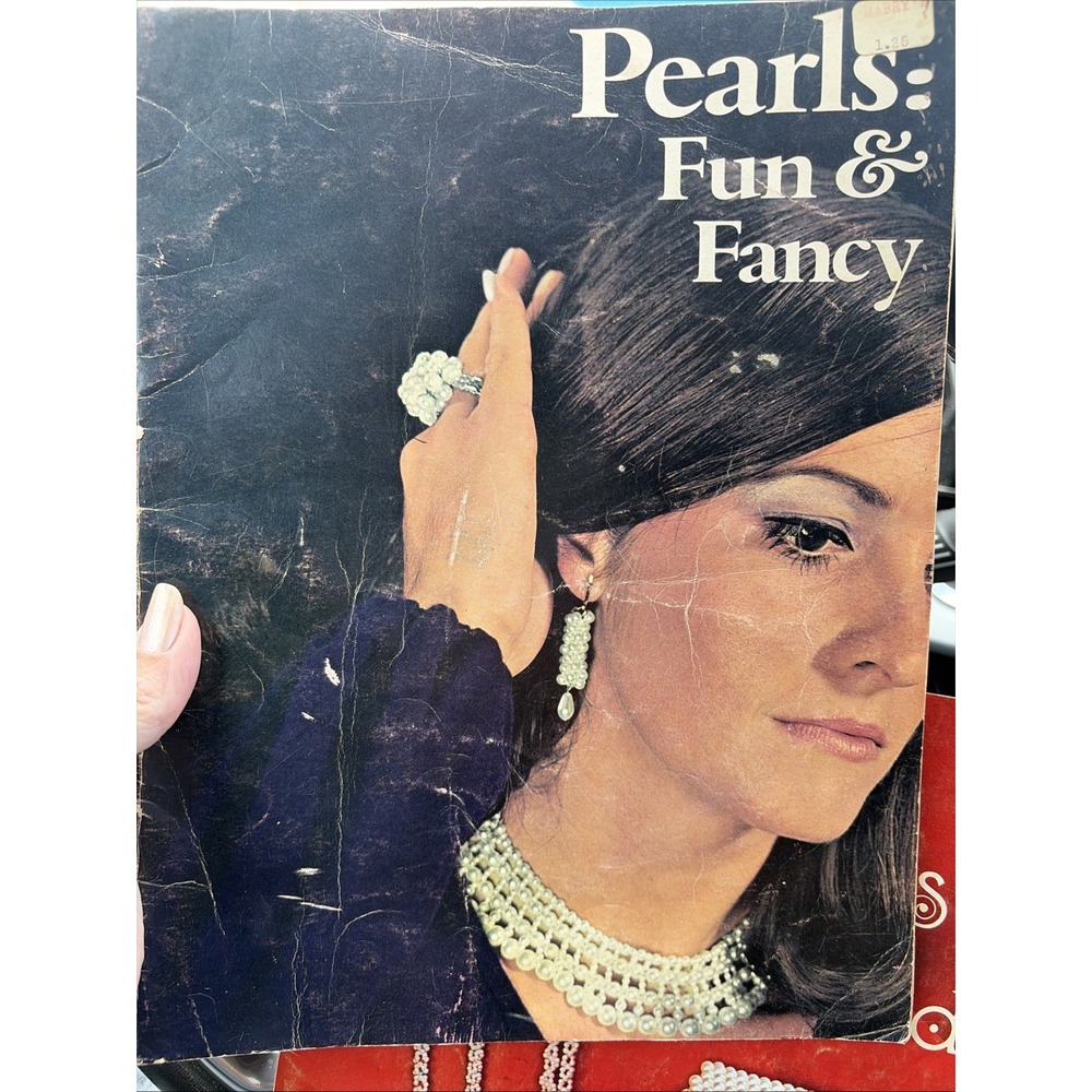 Vintage 1971 Pearls Fun & Fancy Jewelry Making Book Cunningham Art Products